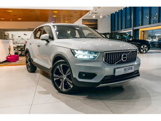 VOLVO XC40 1.5 T5 RECHARGE INSCRIPTION GEARTRONIC